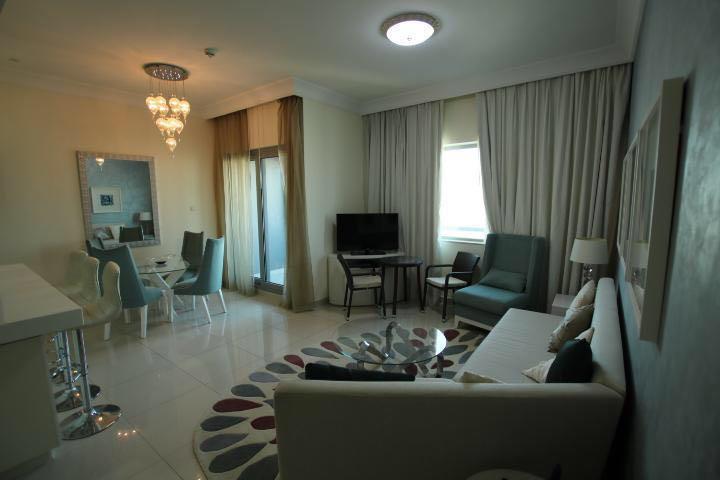 Bright | Spacious Layout | Furnished I High Floor