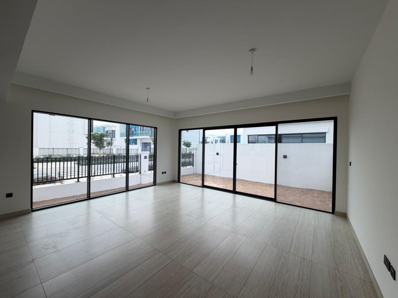 5BR Corner Unit Townhouse in Santorini at DAMAC Lagoon
